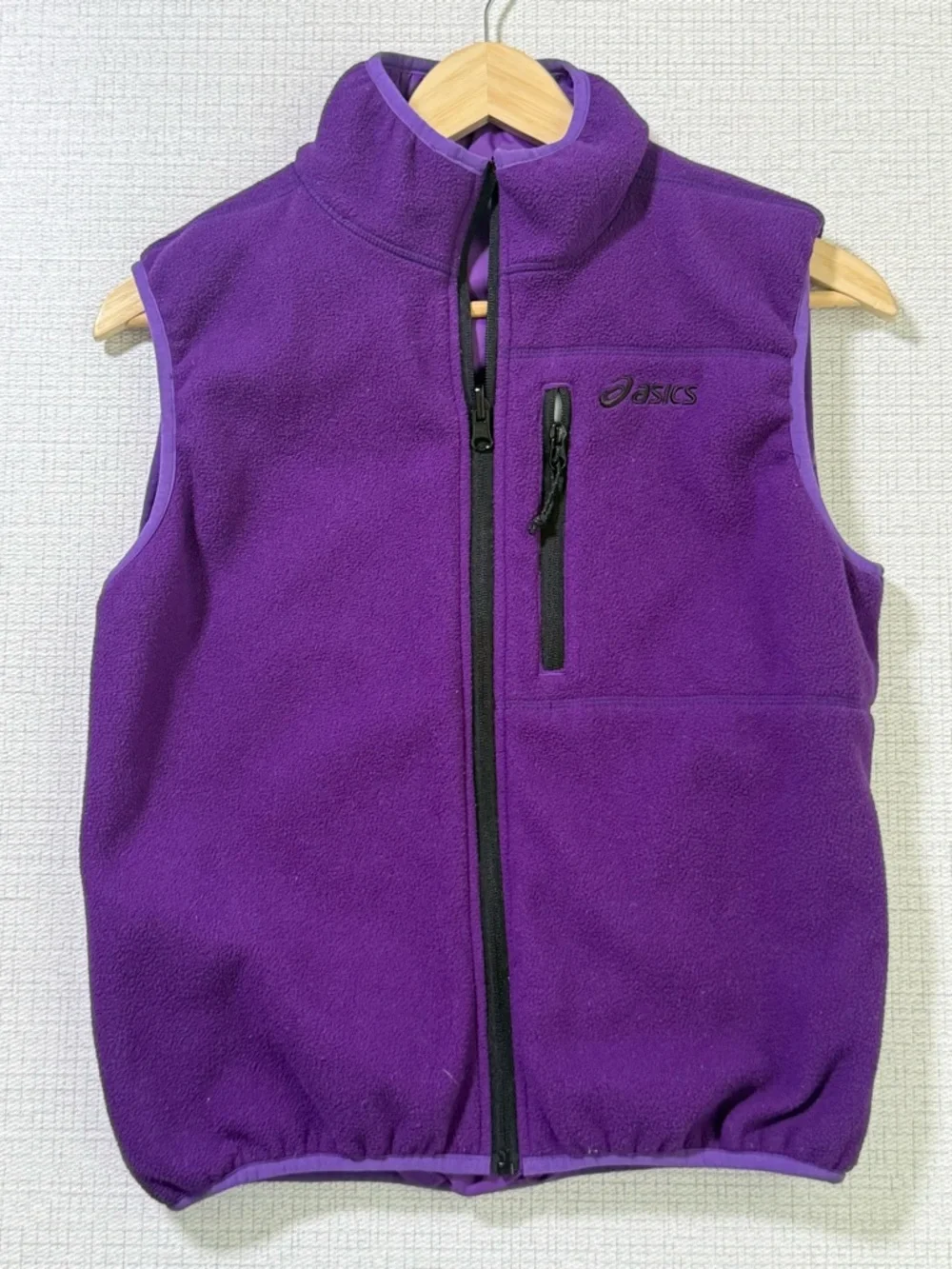 ASICS Purple Running Zip-Front Vest - Reversible - Picture 3 of 7